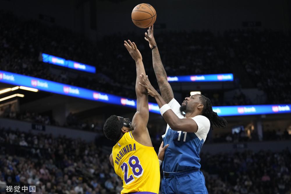 的新秀佩里 的新秀佩里